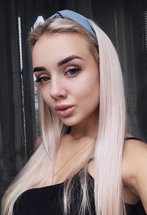 Индивидуалка Ира СПб у метро Горьковская, телефон +7(981)289-01-65