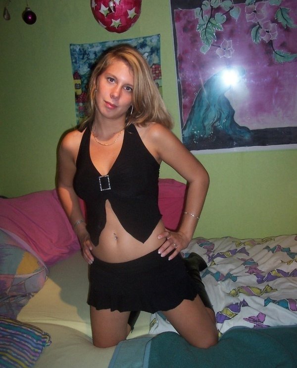 Индивидуалка Вера СПб у метро Парк Победы, телефон +7(911)830-07-53