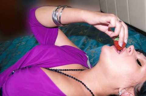 Виктория - cекс и интим услуги у метро Беговая за 1500 р. час, телефон +7(981)167-67-19 - фото 2