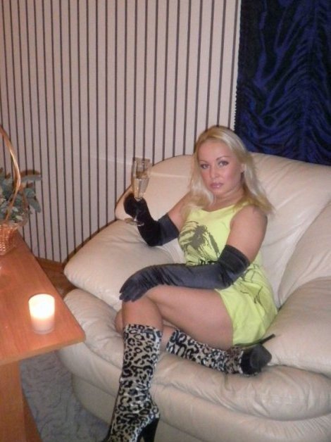 Индивидуалка Любовь Питера у метро Адмиралтейская, телефон +7(911)263-23-04