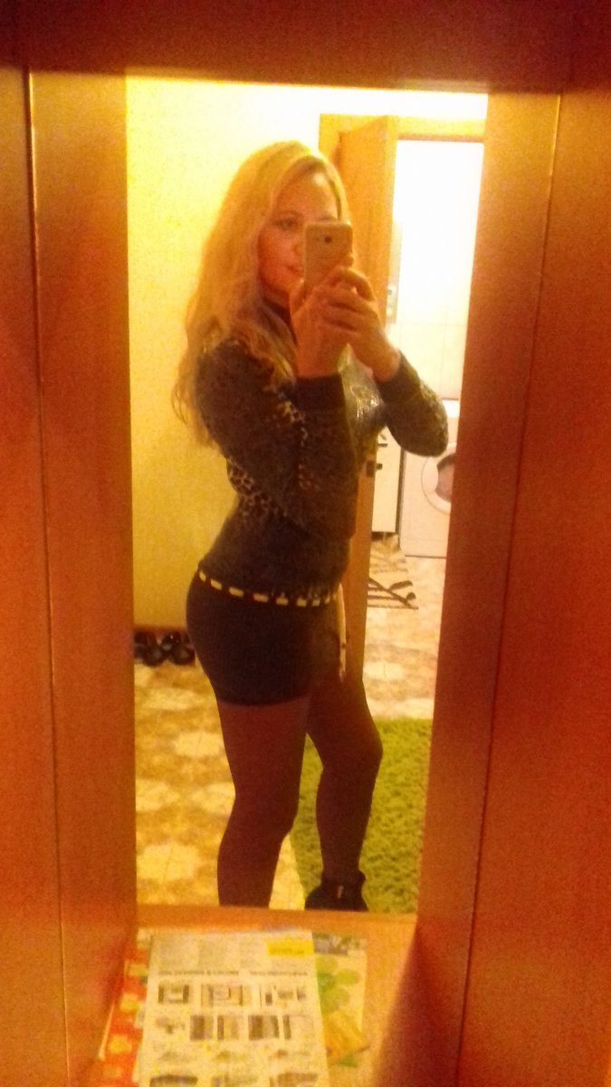 Проститутка Кристи Питера у метро Владимирская, телефон +7(981)193-28-94