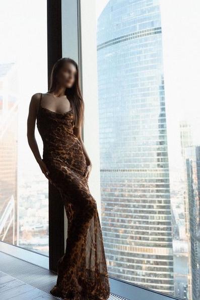 Проститутка Леся Санкт-Петербурга у метро Владимирская, телефон +7(981)136-33-84