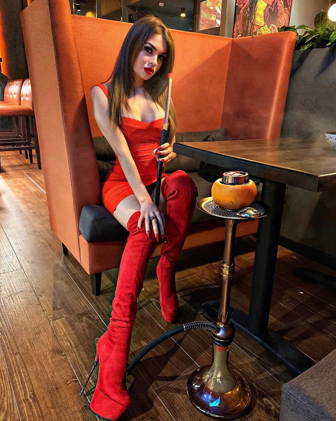 Проститутка Агата СПб у метро Московская, телефон 8(932)265-97-37 